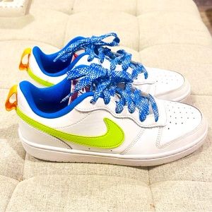 Nike Boys Tennis shoes